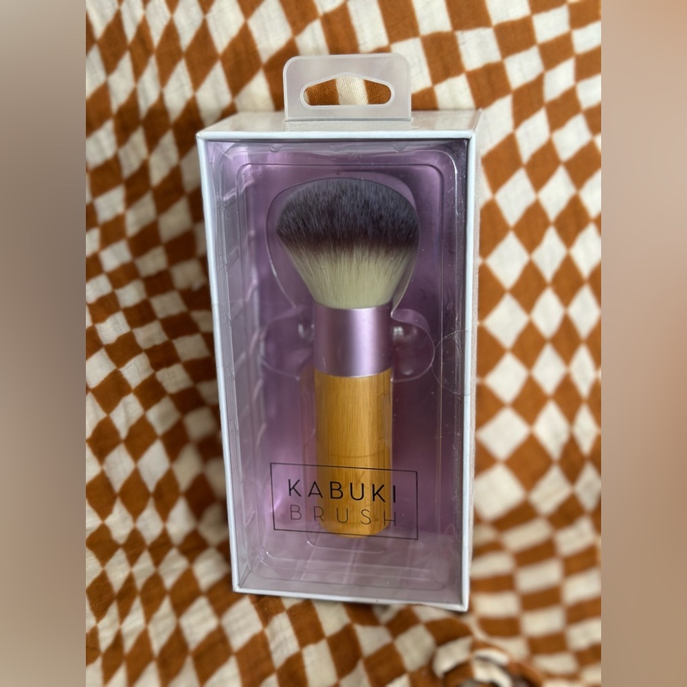 Brand New Kabuki Brush